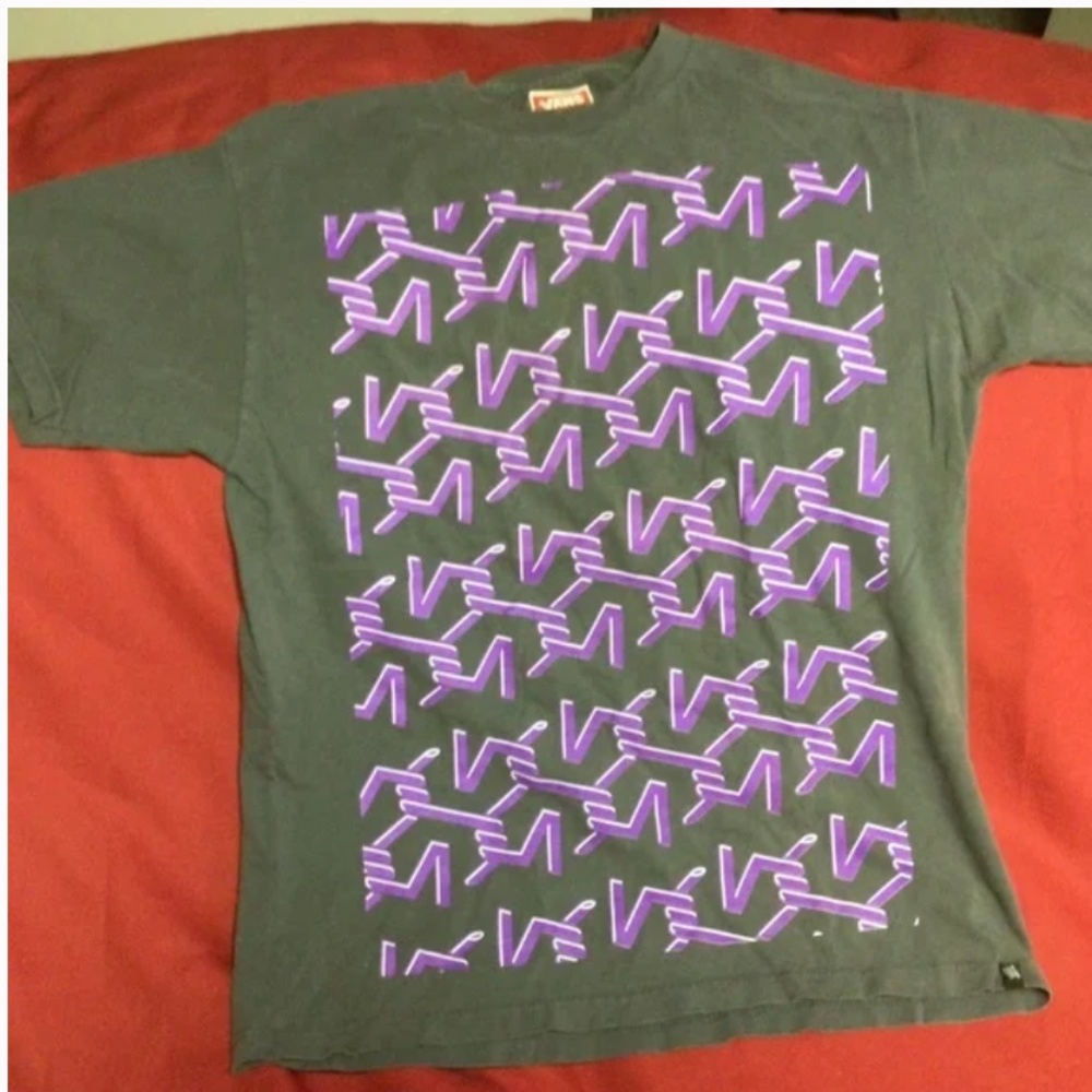 Vintage VANS tshirt